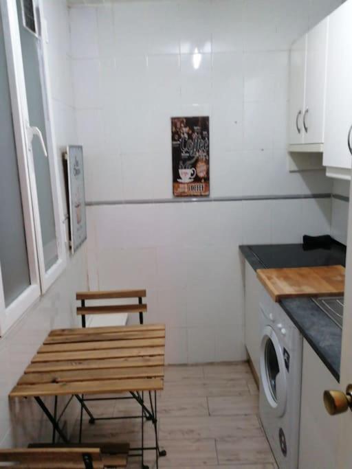 Sebastian Elcano, Apartamento Para 2 Con Terraza, Metro Embajadores Madrid Extérieur photo