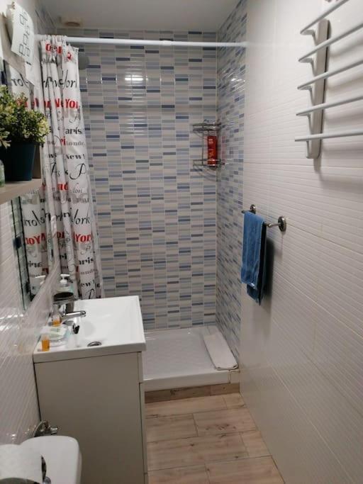 Sebastian Elcano, Apartamento Para 2 Con Terraza, Metro Embajadores Madrid Extérieur photo
